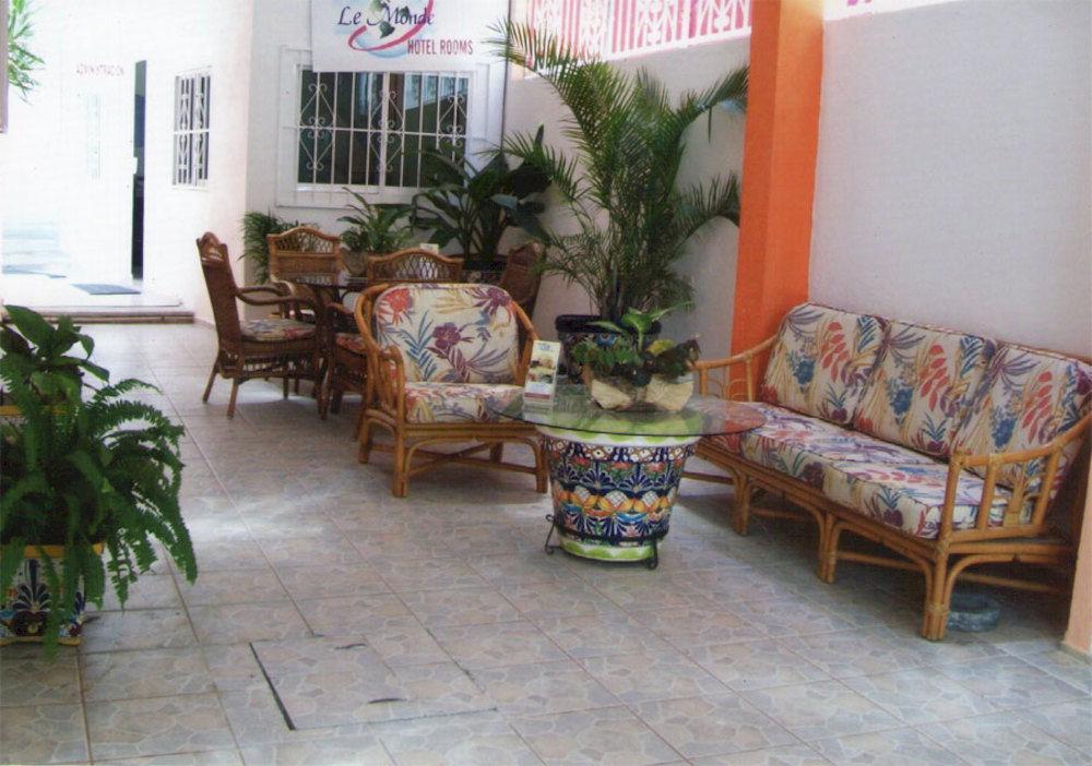 Hotel Suites Le Monde Cancún Esterno foto