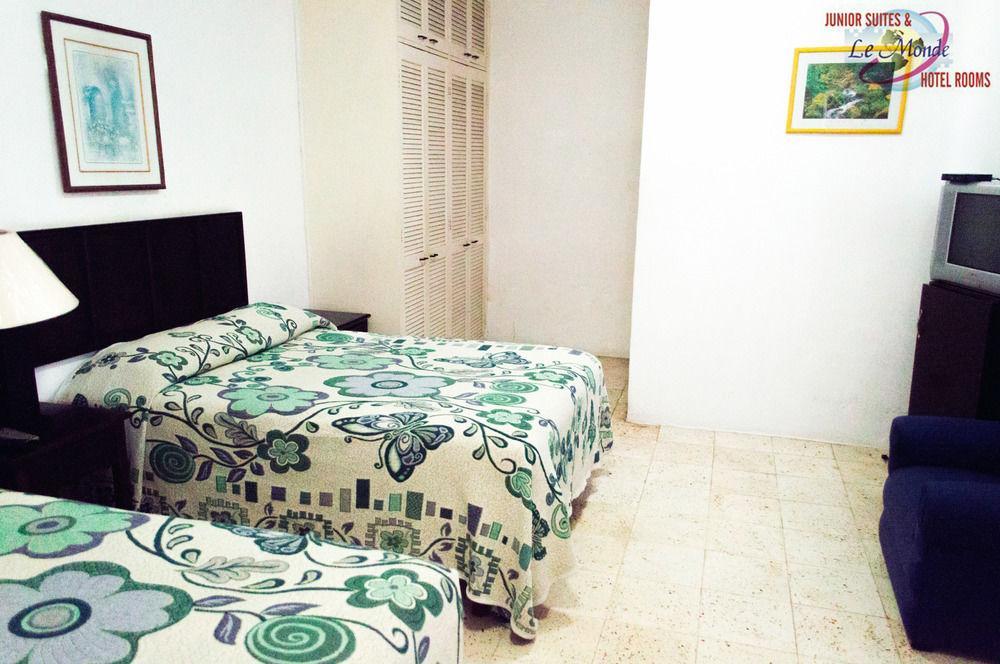Hotel Suites Le Monde Cancún Esterno foto