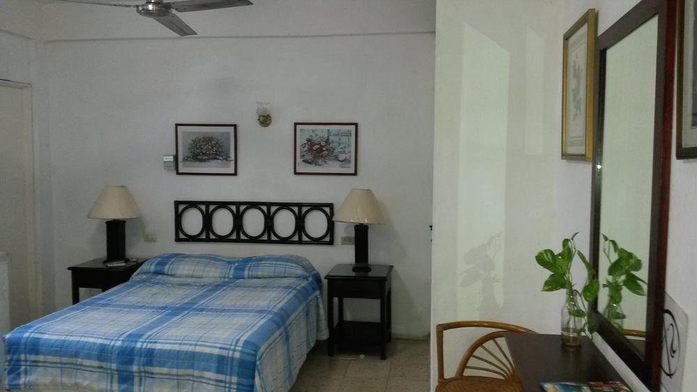 Hotel Suites Le Monde Cancún Esterno foto