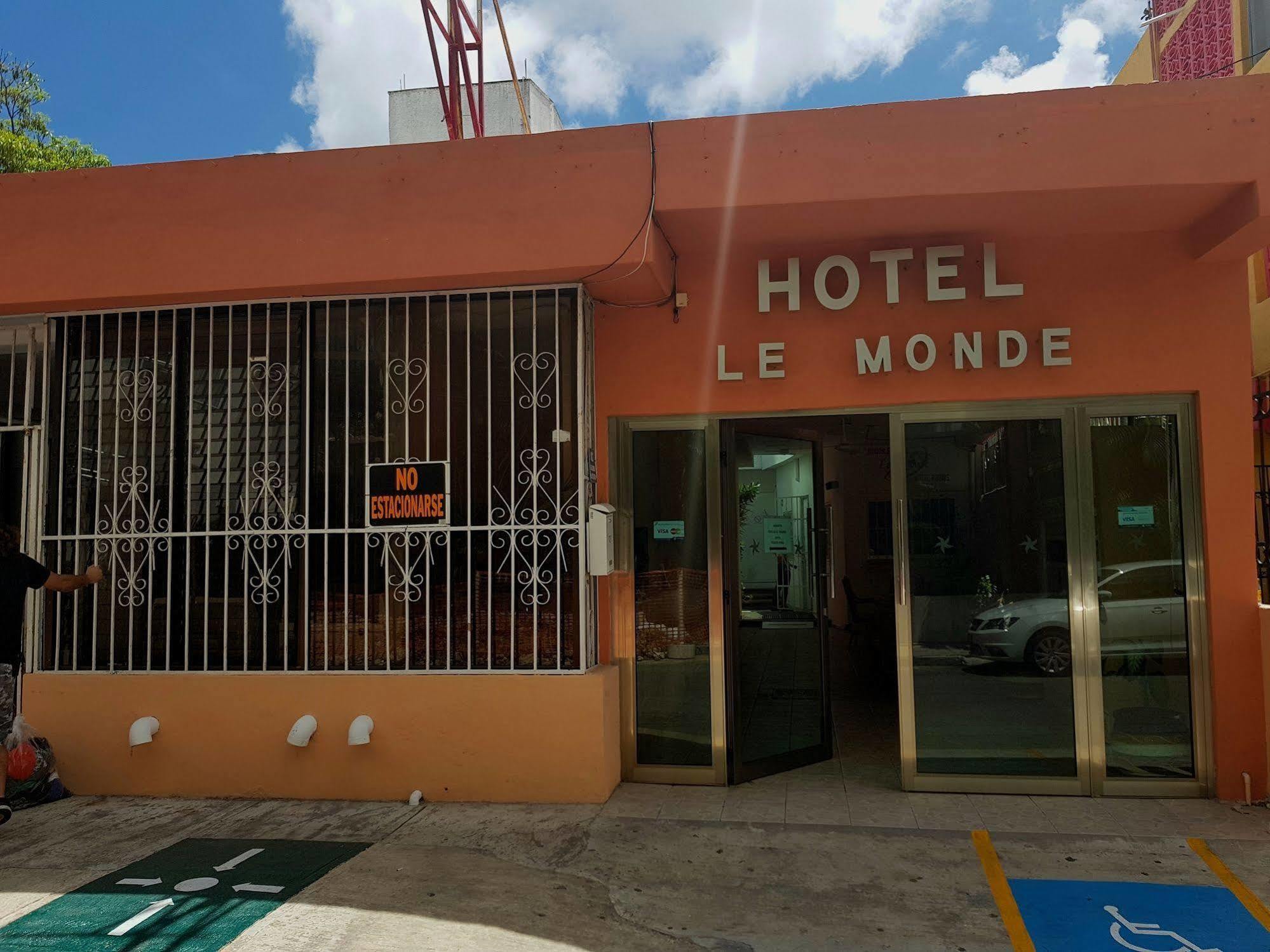 Hotel Suites Le Monde Cancún Esterno foto